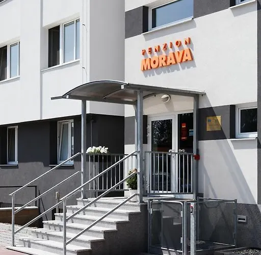 Morava Πανσιόν Otrokovice